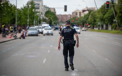 Un agent de la Policia Municipal | Roger Benet